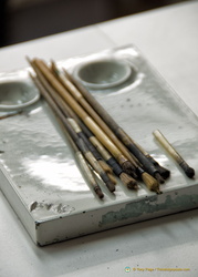 Delft artist's paint brushes